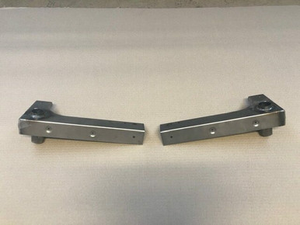 YRM339C - Top Corner Capping for Rear of Land Rover Series - Comes as a Pair - By YRM Metal