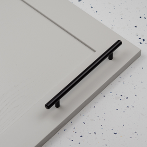 Black Solid Steel Bar Handles in Four Sizes - 160mm Handle