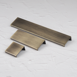 Antique Brass Squared Edge Lip Pull Cabinet Handles in 3 Lengths - 200mm Length