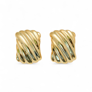 Oversized Wave Stud Earrings (one size)