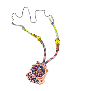 Razzle Pendant Peach Necklace (one size)