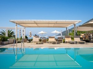 Cosmos Beach Club