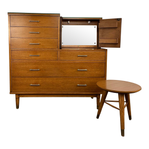Drexel Vanity Chest of Drawers With Stool