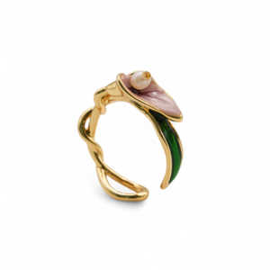 Calla Lily Ring (one size)