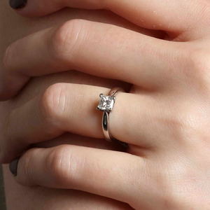 Pre-Owned Platinum 0.52ct Princess Cut Diamond Solitaire Ring
