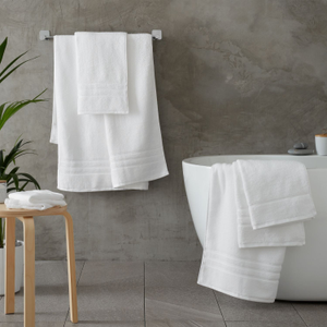 Catherine Lansfield Zero Twist White Cotton Towels