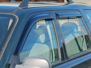 DA6077 - Wind Deflector Kit (Set Of Four) - For 5-Door Freelander