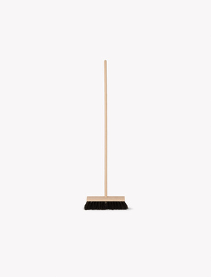 Classic Garden Broom - Beech Wood, Natural