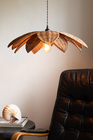 Beautiful Rattan Flower Easyfit Shade