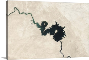 Natural color image of Qadisiyah Reservoir in Iraq