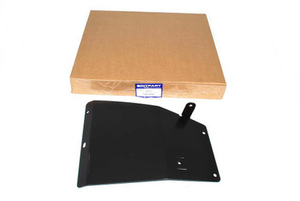CAX100200 - Rear Right Hand Mudflap Bracket for Discovery 2