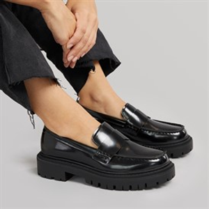 Truffle Collection Womens Cabernet Chunky Loafers Black
