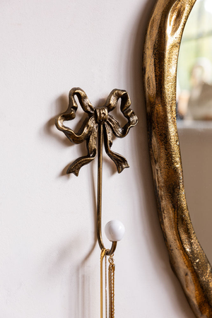 Set of 2 Pretty Gold Bow Wall Hooks