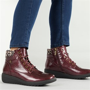 Lotus Womens Gracie Lace Up Ankle Boots Bordo Patent