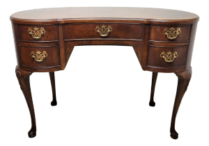 Henredon Mahogany Kidney Shaped Writing Desk