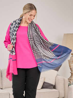 Contrast Animal Print Scarf - Navy/Fuchsia