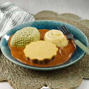 Purée Pastry Topped Steak Pie