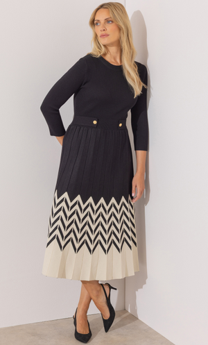 Zig Zag Pleated Knit Midaxi Dress - Black/Ivory