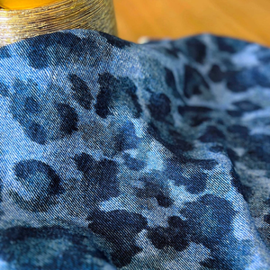 Tissu viscose flammé Denim Léopard - My Dress Made