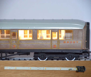 Train Tech Automatic Coach Lighting Multipack - Warm White B (2) HO/OO Gauge
