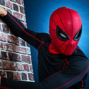 Spider-Man Legends Electronic Helmet with Animatronic Lenses