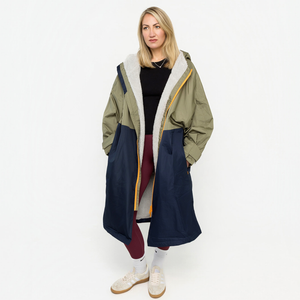 Bench Rira Waterproof Changing Robe - L/XL / Khaki