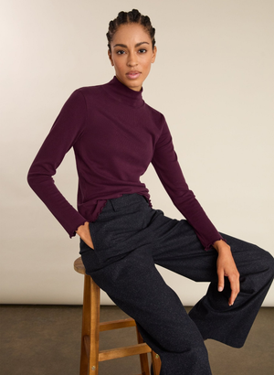 Paige Luxe Turtleneck Top - UK 12 | EU 38 | US 08 / Plum