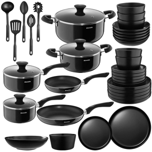 Set da cucina per 6 persone con stoviglie, pentole ecc.