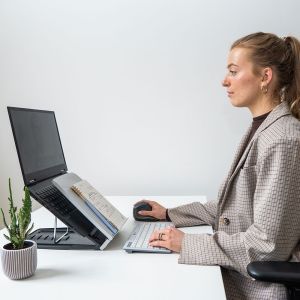 BakkerElkhuizen Ergo-Q 330 Circular Laptop Stand