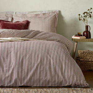 Hebden Mélange Stripe Duvet Cover Set - Beetroot Single 200x135cm