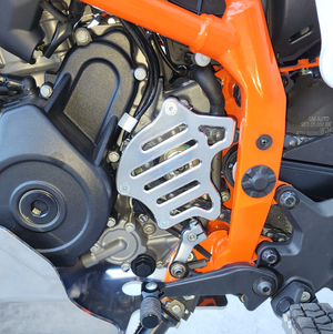 Front Sprocket Cover - KTM 390 Adventure R/Adventure X/Enduro R/SMC R 25-26 - Black PC