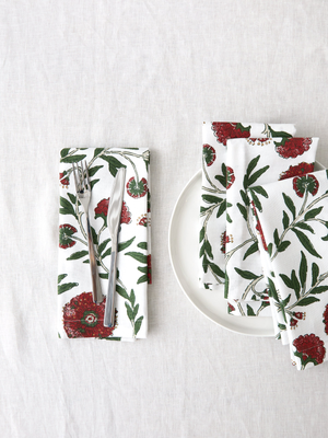 Festive Flora Napkin Set of 4