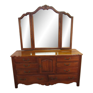 Ethan Allen Solid Maple Country French Dresser With Mirror