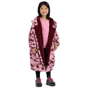 Trespass Kids Havelock Waterproof Changing Robe - 5 - 9 Yrs / Cherry Camo