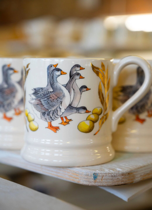 12 Days Of Christmas Six Geese A-Laying 1/2 Pint Mug Boxed - Club Exclusive