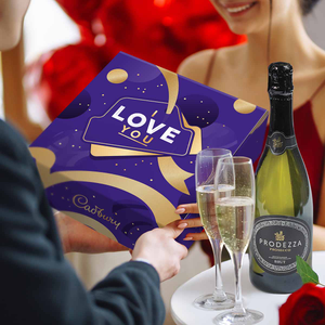 Cadbury "I Love You" Selection Box & Prosecco Gift
