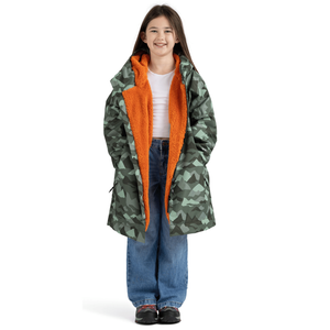 Trespass Kids Havelock Waterproof Changing Robe - 5 - 9 Yrs / Dark Vine Camo