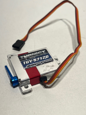 Turnigy™ TGY-S712G Alloy Case Slim Wing DS/MG Servo 25T 7kg / 0.12sec / 28g - Pre Owned