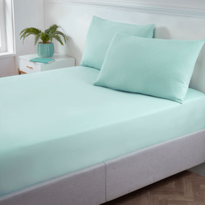 Soft Green Super Soft Easycare Standard (25cm) Fitted Sheet