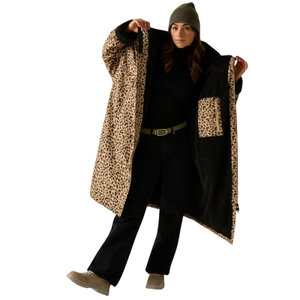 Regatta Outdoor Active Adults Waterproof Changing Robe - S/M / Abstract Leopard Spot