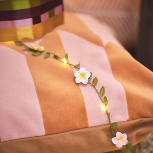 2m Wilderness Daisy Micro Light Garland