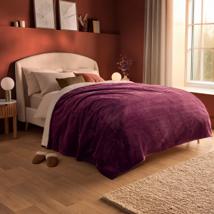 Silentnight Heat Genie Blanket - Burgundy