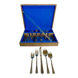 Mid-Century French Fleur De Lis and Daisy Design Stainless Flatware - Service for 8 - 51 Pieces
