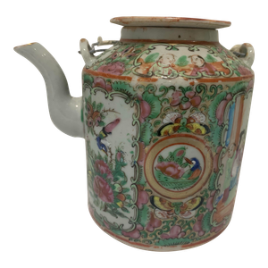 19th Century Antique Chinese Rose Medallion Tea Pot