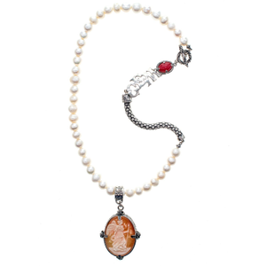 Cameo Necklace White Pearl And Red Shell Cameo (one size)