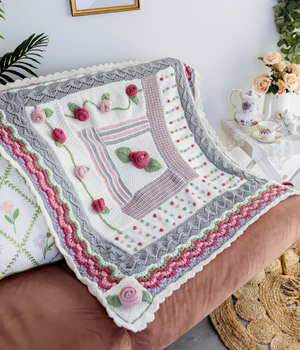 Briar Rose Blanket in Emu Classic DK (1081) 
