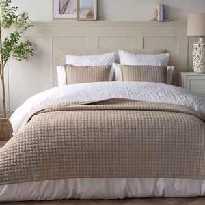Belledorm Crompton Mocha Quilted Throw