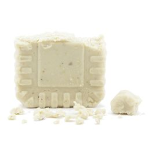 National Trust Mealworm Peanut Cake 300g