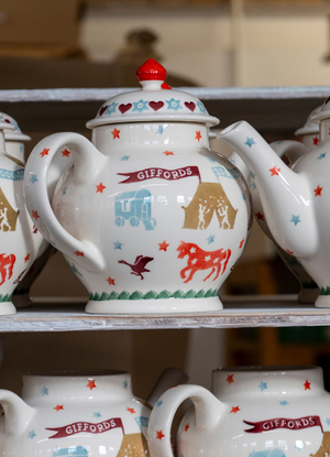 Seconds Gifford's 25 Years 4 Mug Teapot