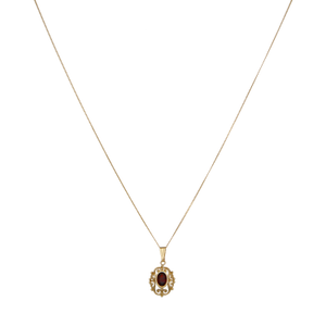 Pre-Owned 9ct Yellow Gold Garnet Pendant & Chain Necklace